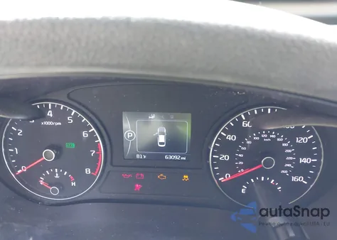 2017 Kia Optima Lx z USA, uszkodzony, nr VIN 5XXGT4L30HG155483